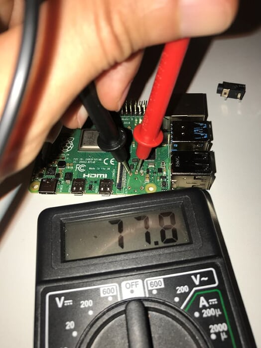 Raspberry Pi 4B Desoldered Jack Socket